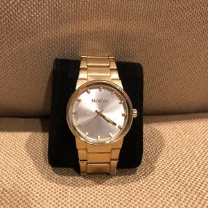 Men’s Gold Nixon Watch